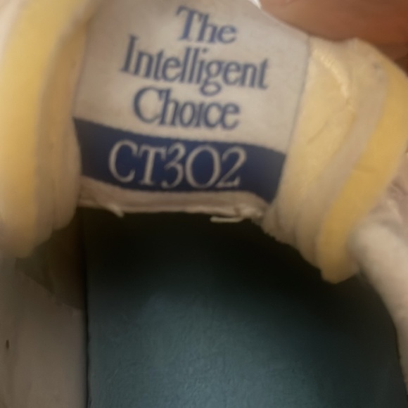 New Balance Sneakers - Picture 6 of 7